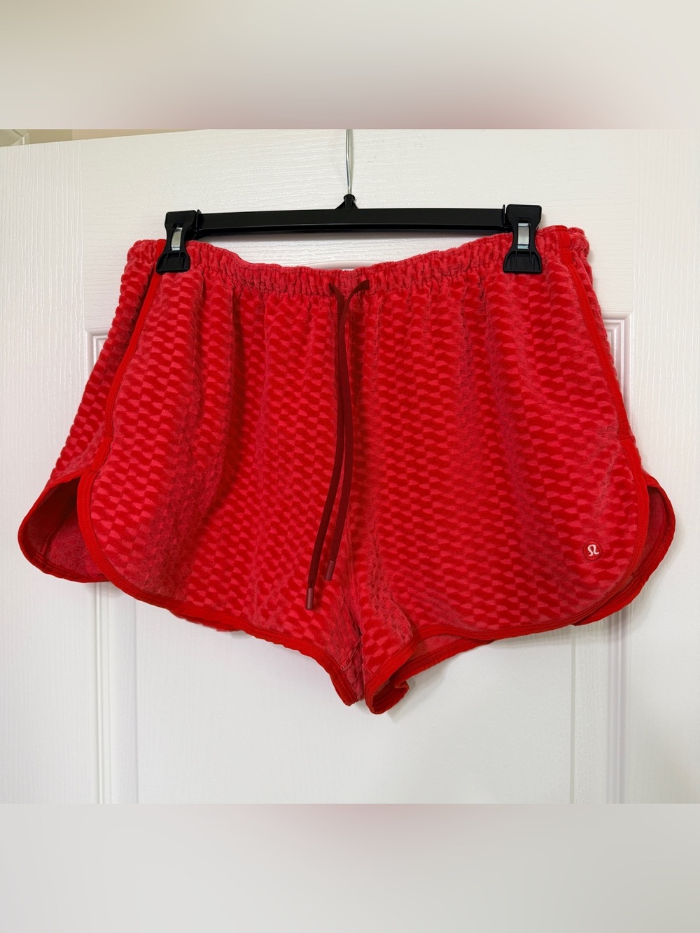 Lululemon Velvet Terry Slim-Fit High-Rise Short 2" - Picture 4 of 5